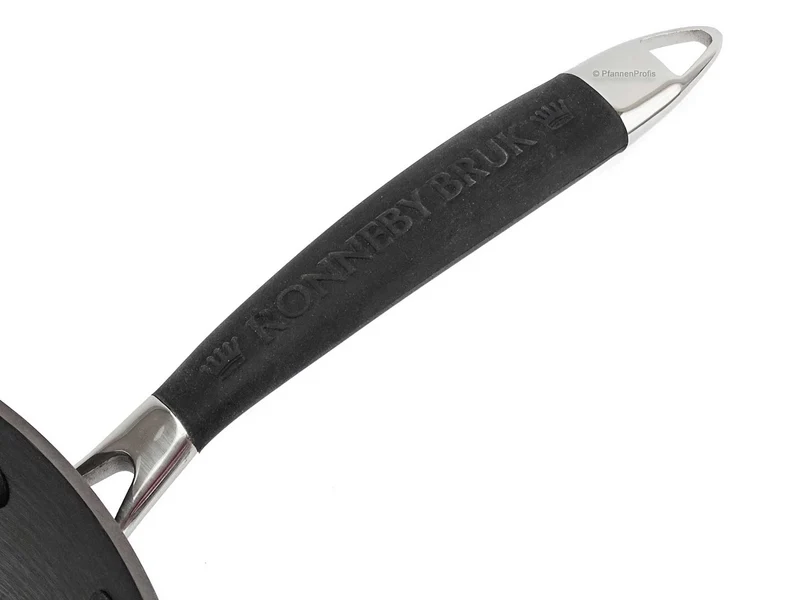 RONNEBY BRUK Gusseisen Bratpfanne ULTRA LIGHT ORIGINAL 20 cm mit Silikongriff, schon eingebrannt