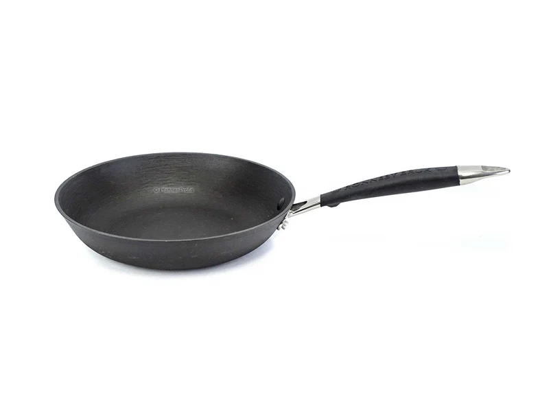 RONNEBY BRUK Gusseisen Bratpfanne ULTRA LIGHT ORIGINAL 20 cm mit Silikongriff, schon eingebrannt