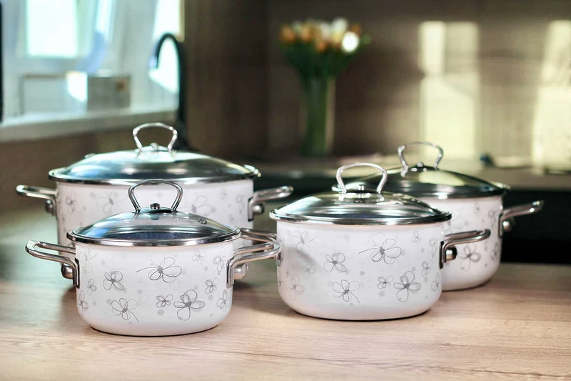 BELIS Stahl-Emaille Kochtopf PREMIUM 16 cm WEISS