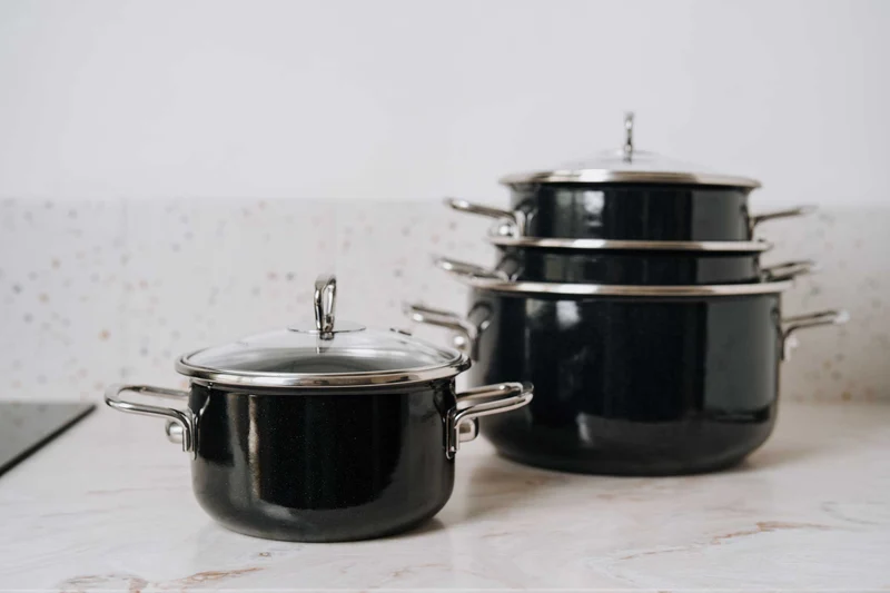 BELIS Stahl-Emaille Kochtopf PREMIUM 16 cm SCHWARZ