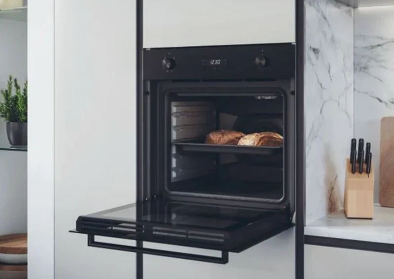 Ⓜ️🔵🔵🔵 CANDY FMBC 565 Pizza - [📦🚨Spedizione immediata!🚚💨] Forno elettrico da incasso con Funzione Pizza, Ventilato, 65 litri, Contenuti Extra in App, Classe A+, Nero, L x P x A (mm) 595 x 595 x 568