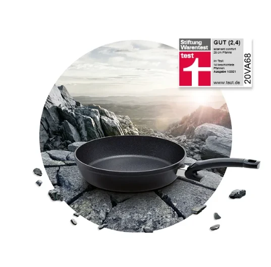 Ⓜ️🔵🔵🔵 Fissler Padella - Padella, Serie Adamant Comfort, Capacità 3.2 Litri, Diametro 28 cm, Nero senza PFOA (esterna/interna), Impugnatura ergonomica, Fondo Fissler CookStar