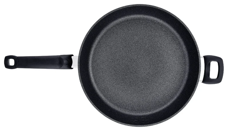 Ⓜ️🔵🔵🔵 Fissler Padella - Padella, Serie Adamant Comfort, Capacità 4.6 Litri, Diametro 32 cm, Nero senza PFOA (esterna/interna), Impugnatura ergonomica, Fondo Fissler CookStar