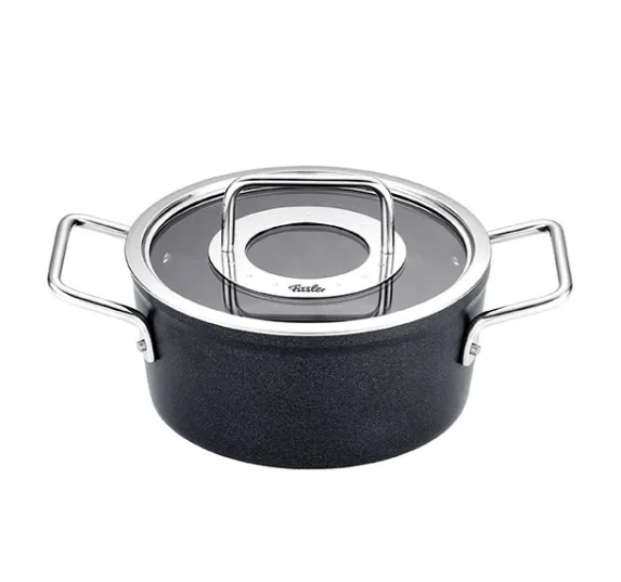 Ⓜ️🔵🔵🔵 Fissler Pentola - Pentola, Serie Adamant, Capacità 2 Litri, Diametro 18 cm, Nero (esterna/ interna), Manici in acciaio inox lucidato, Coperchio in vetro, Fondo Fissler CookStar