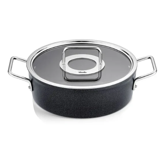 Ⓜ️🔵🔵🔵 Fissler Casseruola - Casseruola, Serie Adamant, Capacità 3.1 Litri, Diametro 24 cm, Nero (esterna/ interna), Manici in acciaio inox, Coperchio in vetro, Fondo Fissler CookStar