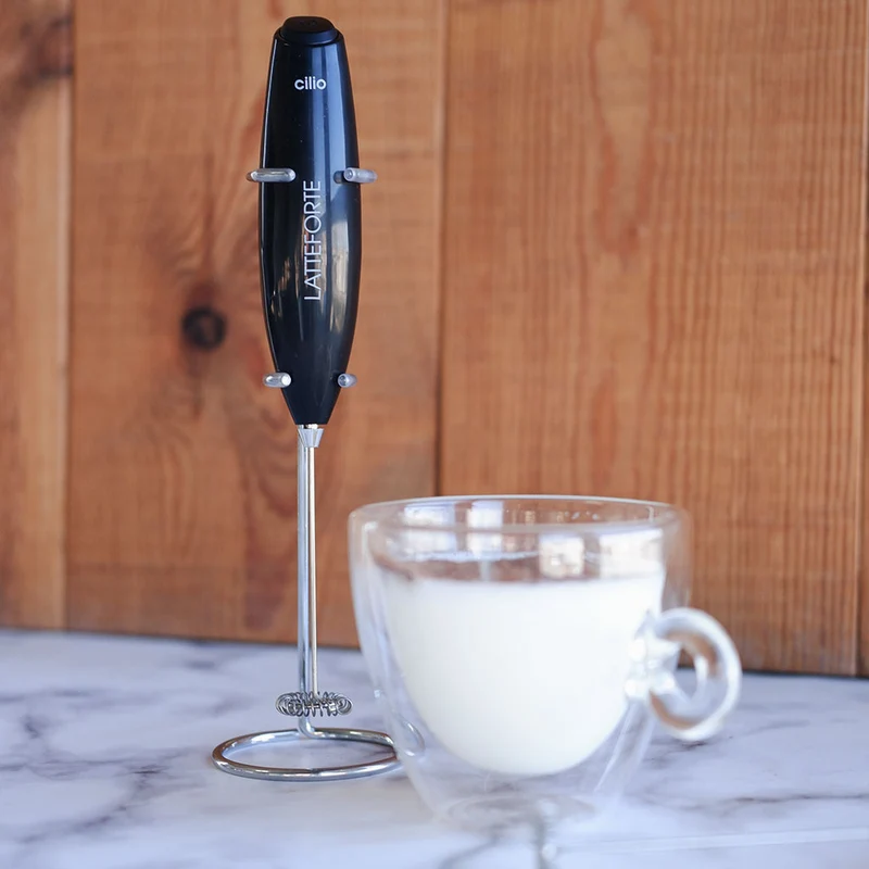 Batidor espumador para leche Cilio (con soporte)