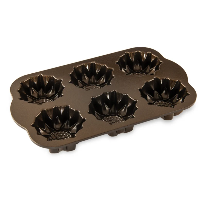 Molde Sunflower Nordic Ware