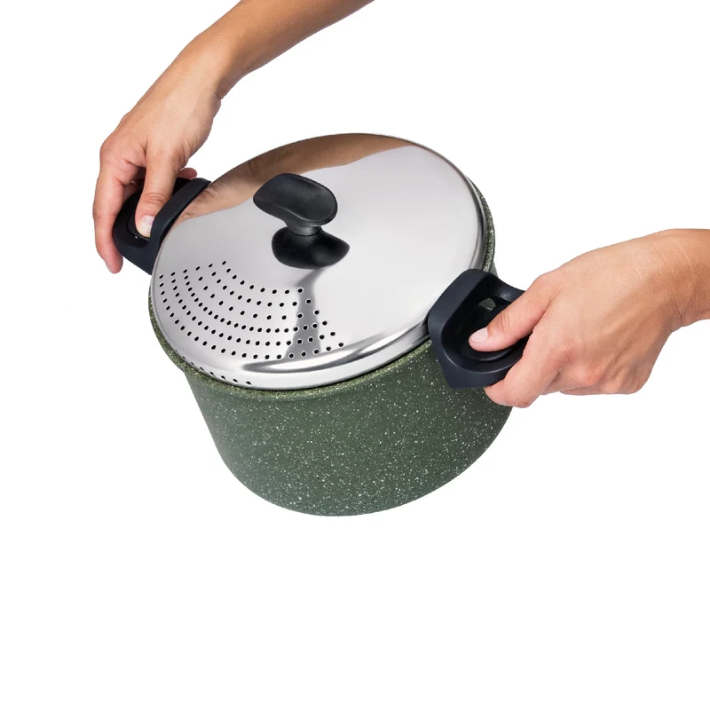 Pentola con coperchio scolapasta Natura