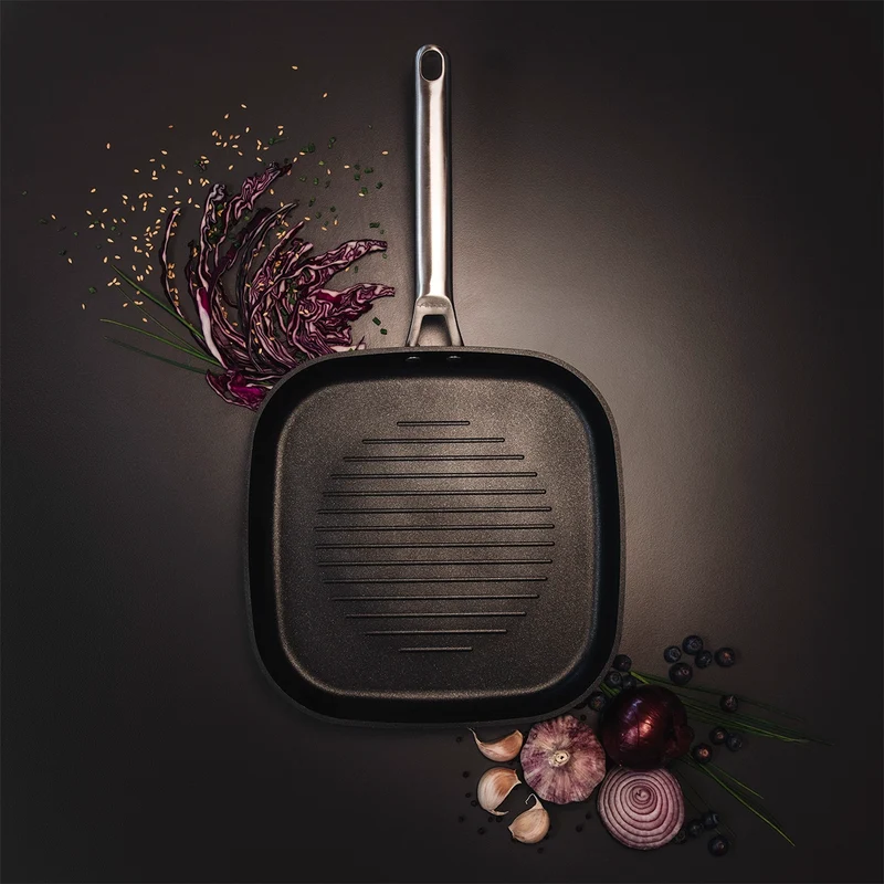 Grill Antiadherente Serie Samoa 28 x 28 cm