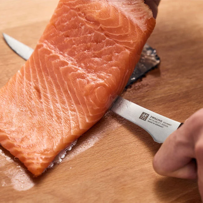 GOURMET Coltello per filettare liscio - 18 cm