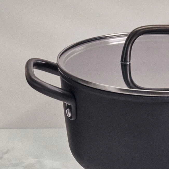 MILANO Pentola in Alluminio con coperchio - 24 cm, CERAFORCE Titanium