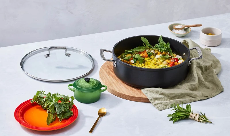 Sauté in alluminio antiaderente con coperchio vetro - 30 cm, 6.8L