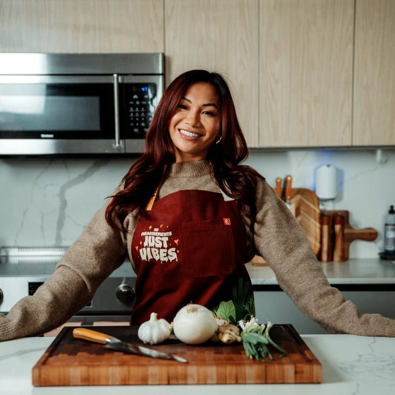 Cassie Yeung Just Vibes x H&B Essential Apron