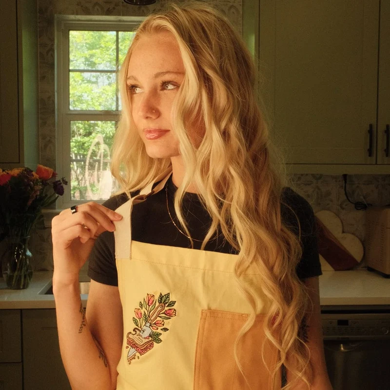 Tini Younger x H&B Essential Apron