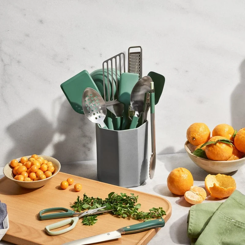 The Complete 11-Piece Tool Set - Shiso Green