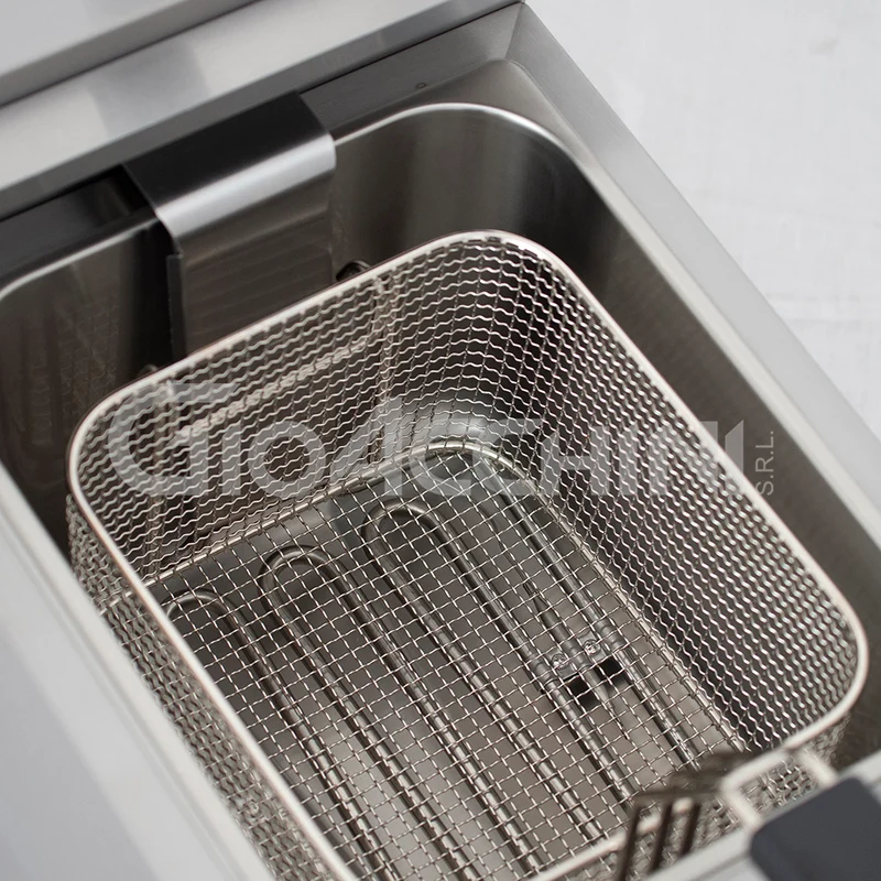 Friggitrice da banco Mastercook Hendi - 2 vasche da 8 litri