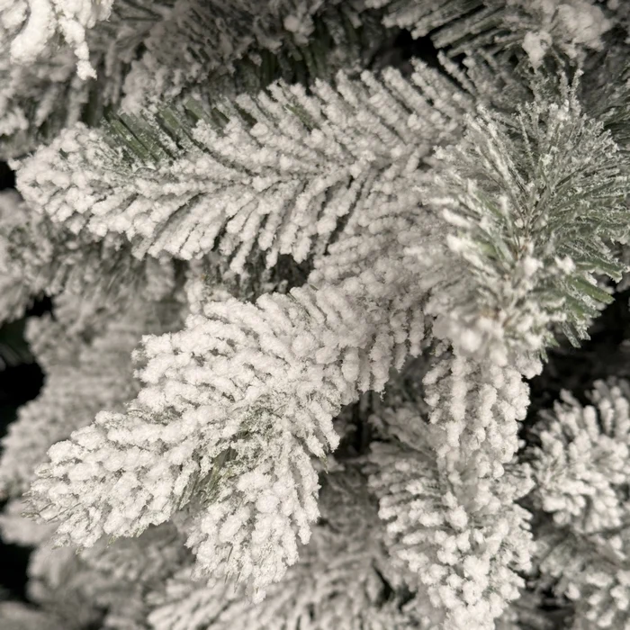 Albero di Natale innevato realistico - Yorkshire Slim