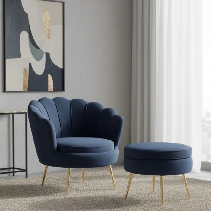 Set poltrona e pouf in velluto con gambe in metallo cromato oro