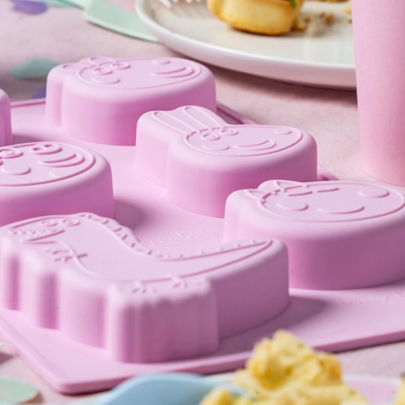 Stampo per 6 mini tortine in silicone a tema Peppa Pig