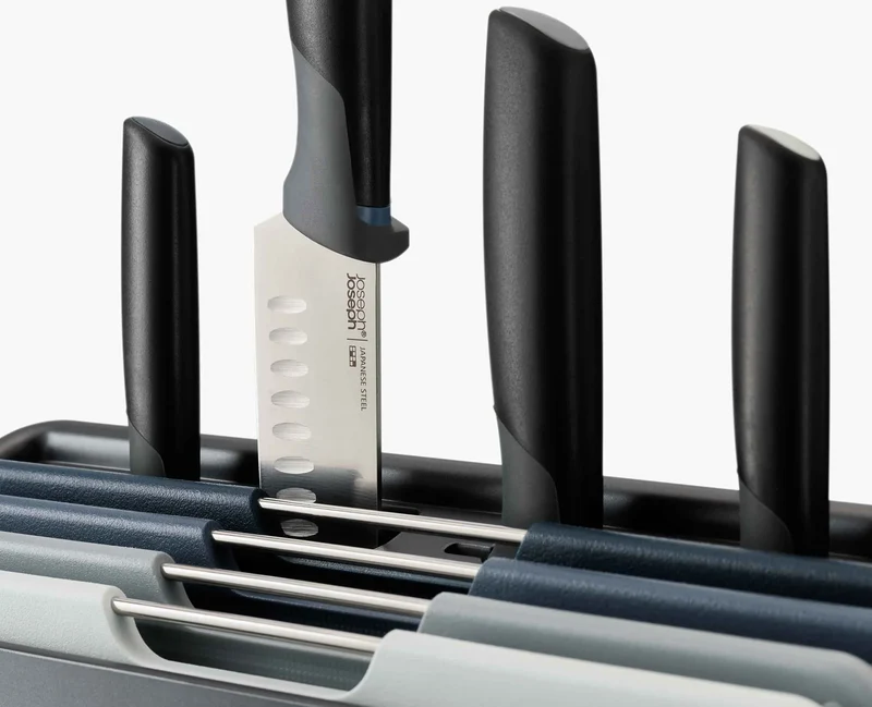 Set di 8 coltelli e tagliere Folio™ Plus grigio