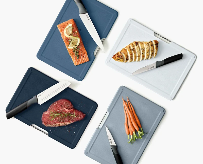 Set di 8 coltelli e tagliere Folio™ Plus grigio