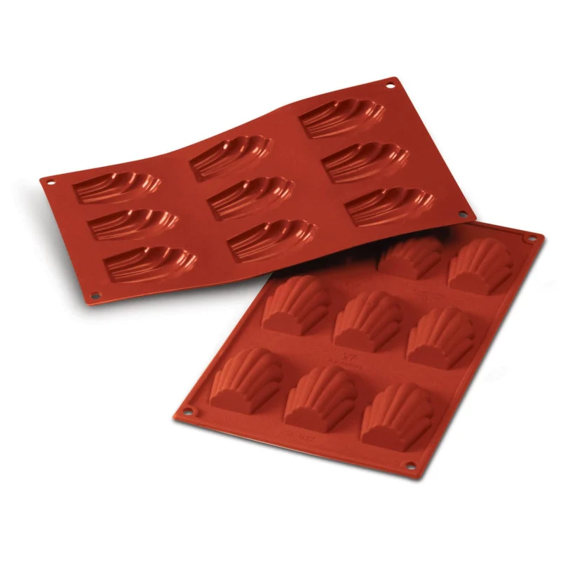 Stampo silicone madeleine ø cm.6.8x4.5 h.1.8 9 impronte