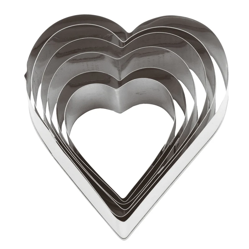 Set tagliapasta inox cuore da cm.4.5x4.5 a cm.8x8 pezzi 6