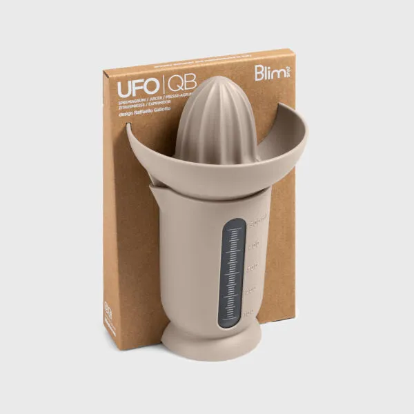 Spremiagrumi Ufo con Caraffa Graduata - 500 ml Moka