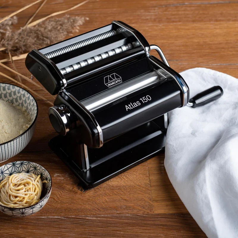 Atlas 150 Macchina per Pasta, Nero
