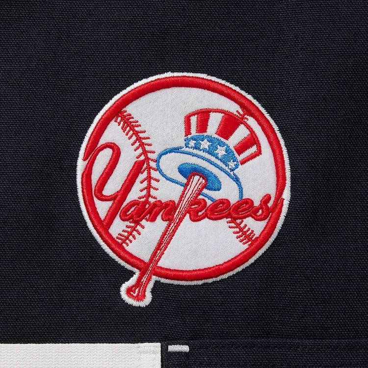 MLB™ New York Yankees™ Essential Apron