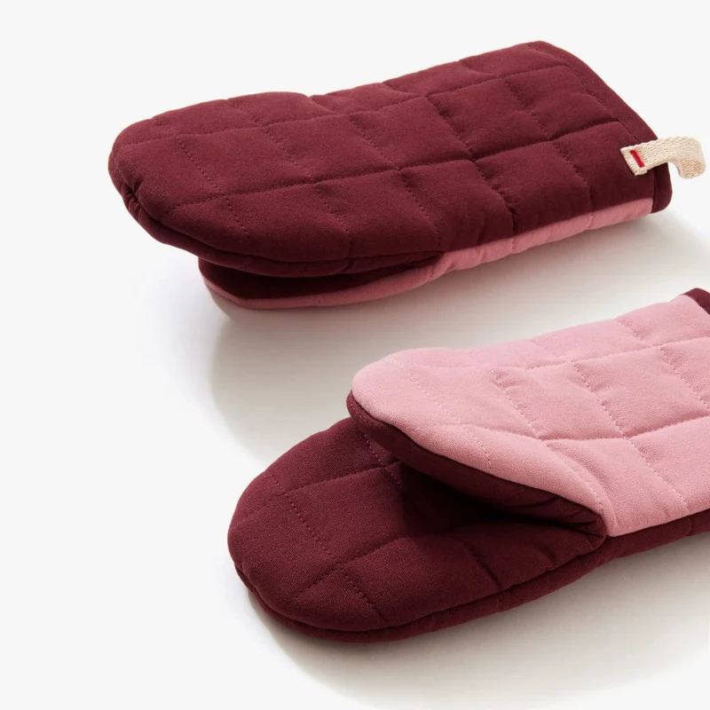 Rhubarb Oven Mitts