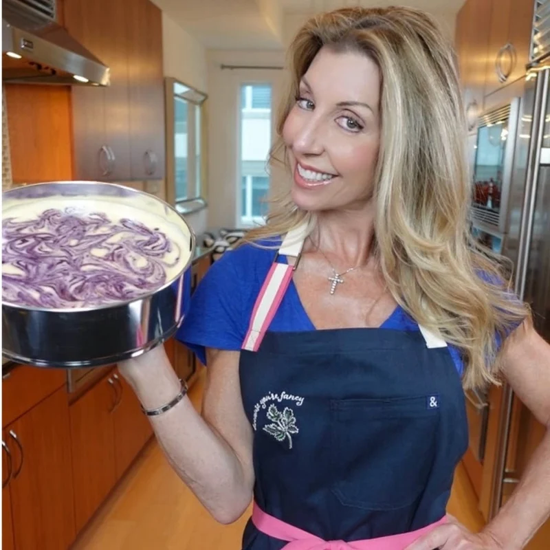 Cooking with Shereen x H&B Essential Apron