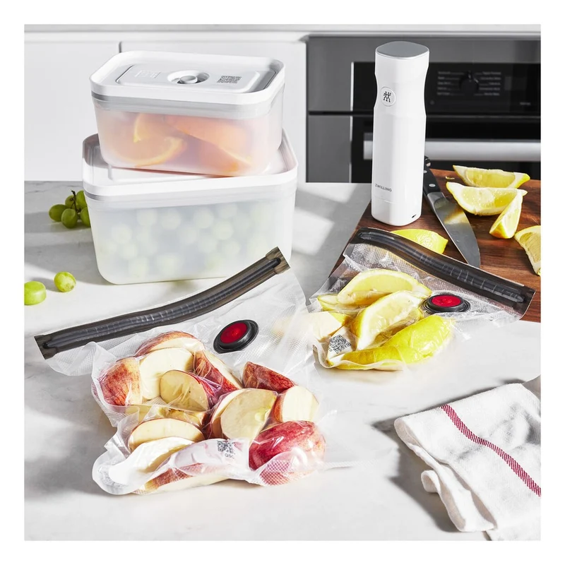 Fresh & Save Kit Sottovuoto Con Contenitori In Plastica e Pompetta Per Sottovuoto - Set 7 Pz