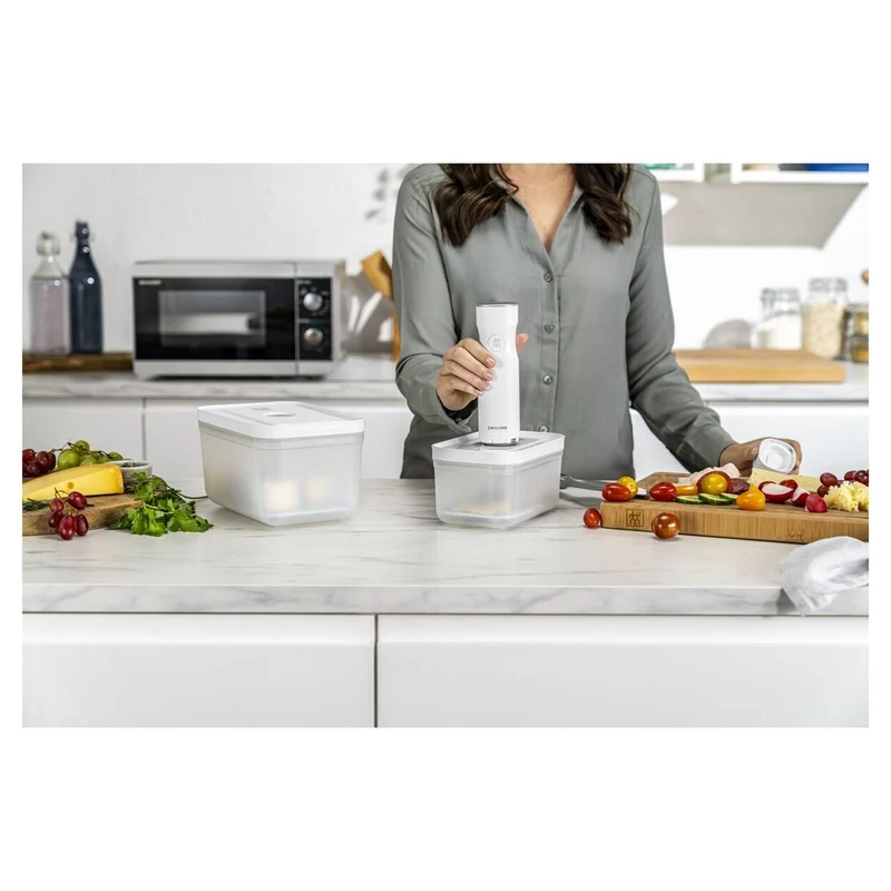 Fresh & Save Kit Sottovuoto Con Contenitori In Plastica e Pompetta Per Sottovuoto - Set 7 Pz