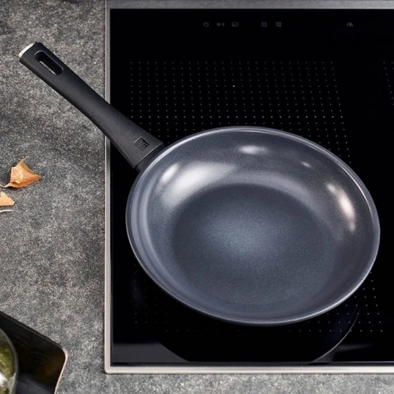 MADURA PLUS Padella, 20 cm, alluminio, Antiaderente base dura Titanio senza Pfas