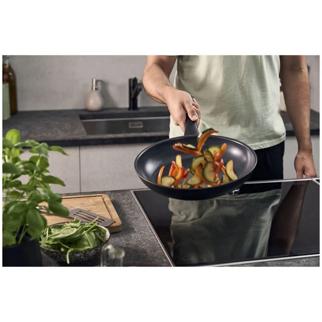 MADURA PLUS Padella, 20 cm, alluminio, Antiaderente base dura Titanio senza Pfas