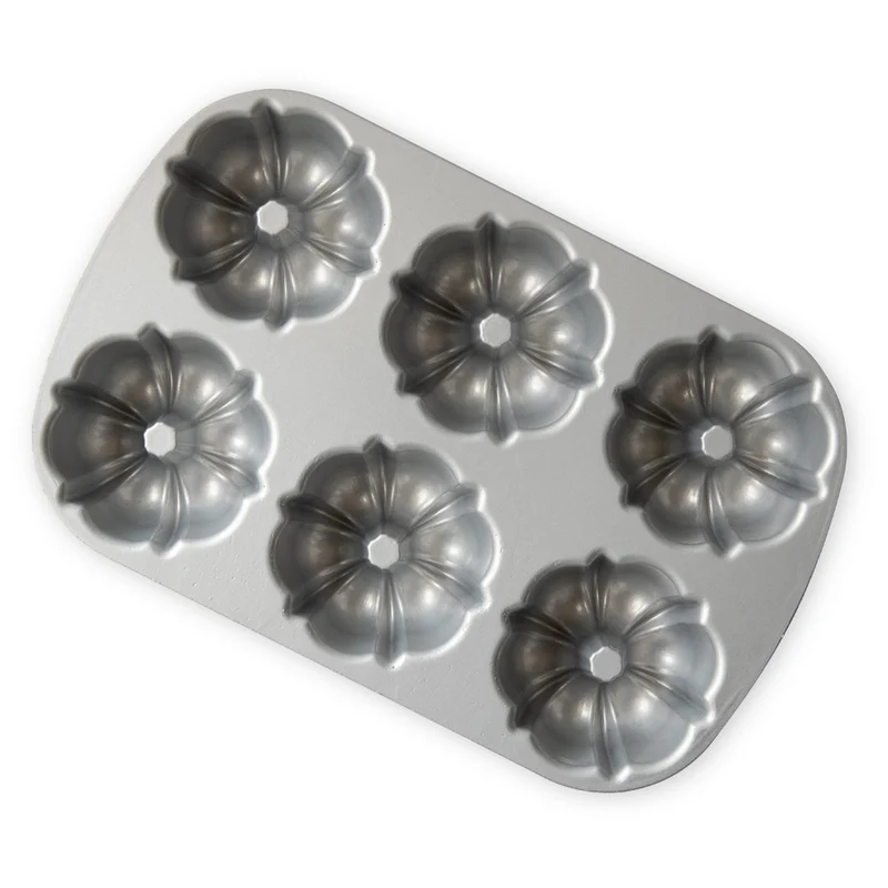 Nordic Ware Procast Classic Bundtlette