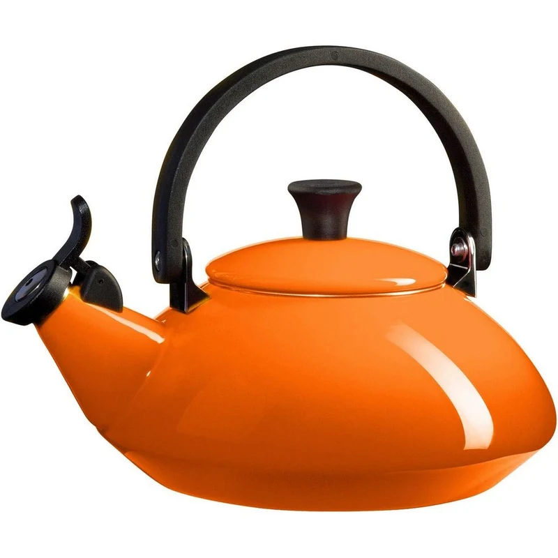 Le Creuset Bollitore Zen, 1.5 L, Acciaio Smaltato,Manico Fenolico, Arancione