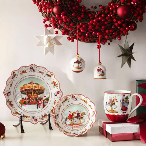 Annual Christmas Edition Campana multicolore, 5,8 x 6,9 cm