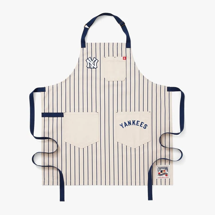 MLB™ Cooperstown New York Yankees™ Essential Apron