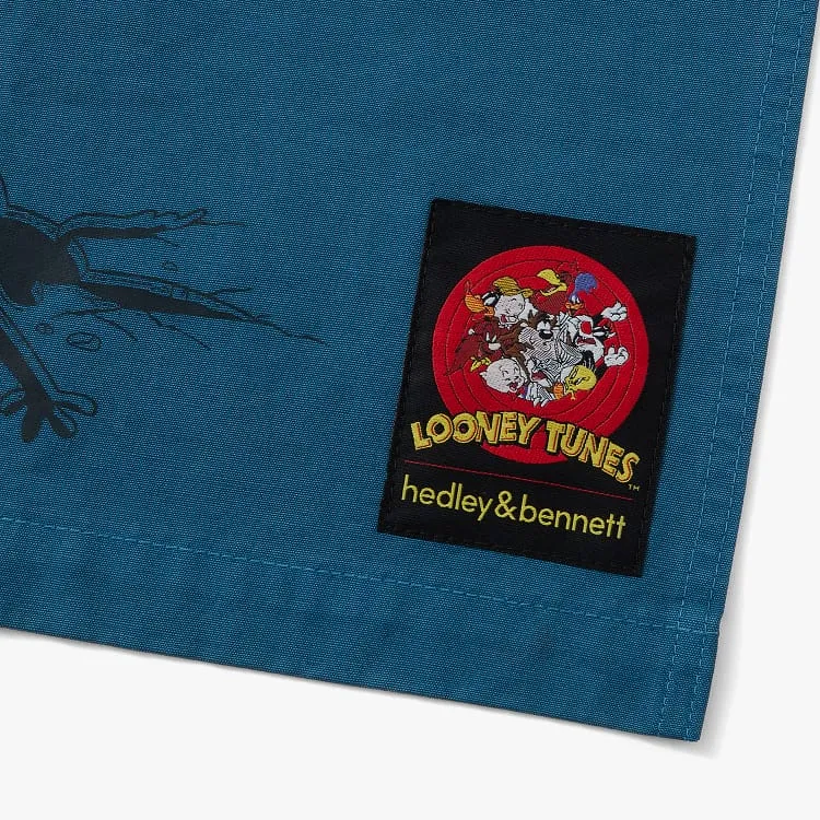 Looney Tunes Wile E. Coyote™ and Road Runner™ Essential Apron