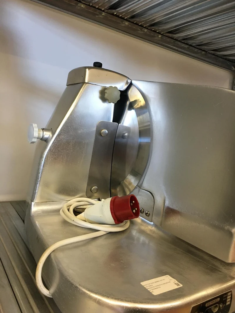 Affettatrice professionale Berkel modello 937-VE