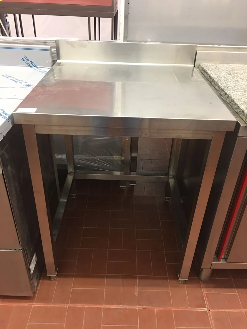 Tavolino acciaio 70x70