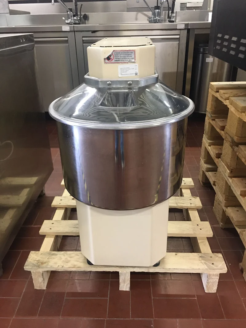 Impastatrice Sirman mod. HERCULES 30 timer 2V kg 90