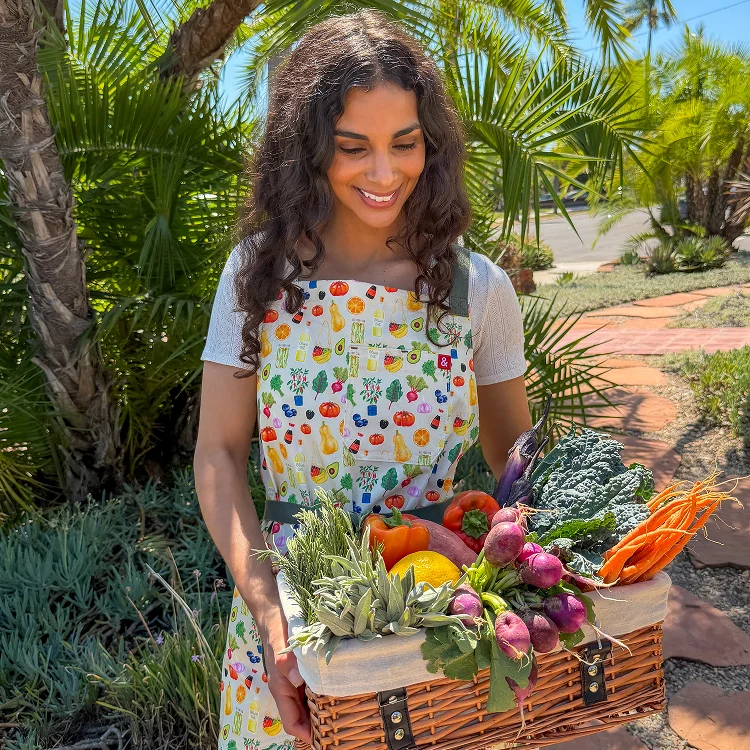 Nisha Vora x H&B Crossback Apron
