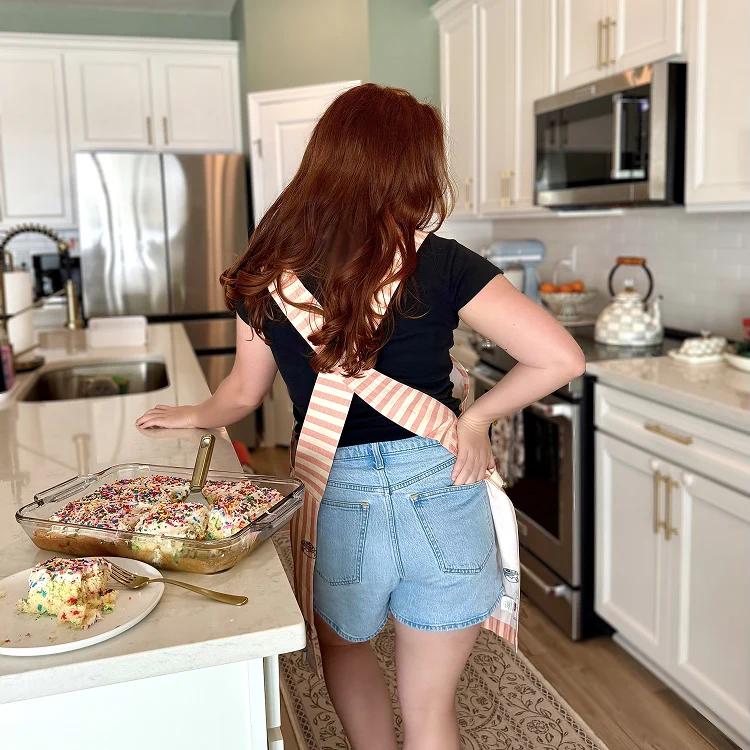 Skylar Toth x H&B Smock