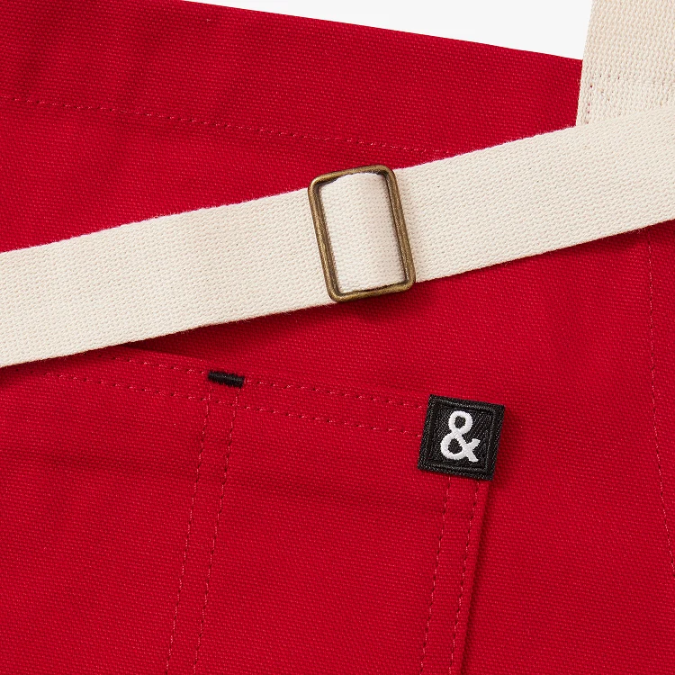 PEANUTS® Slice Shop Essential Apron