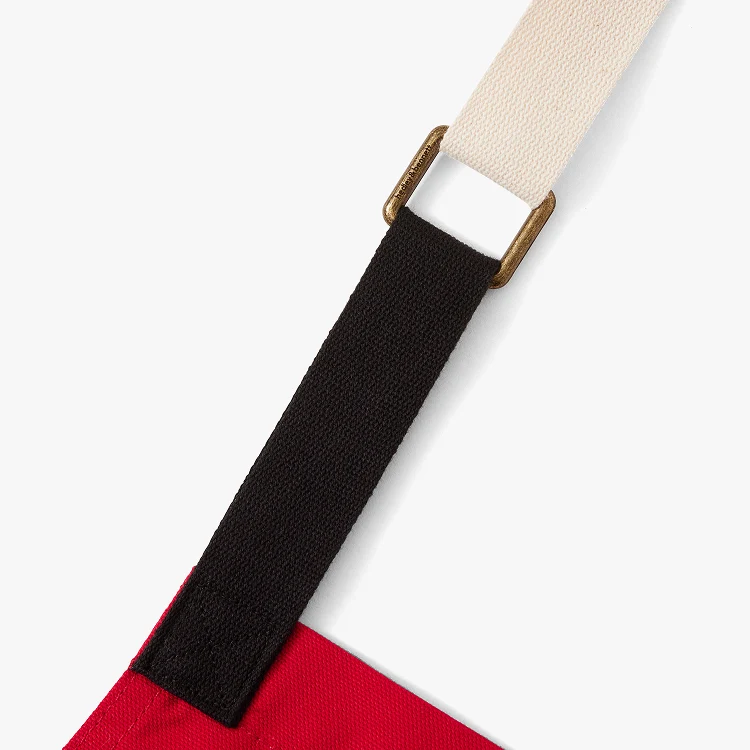 PEANUTS® Slice Shop Essential Apron