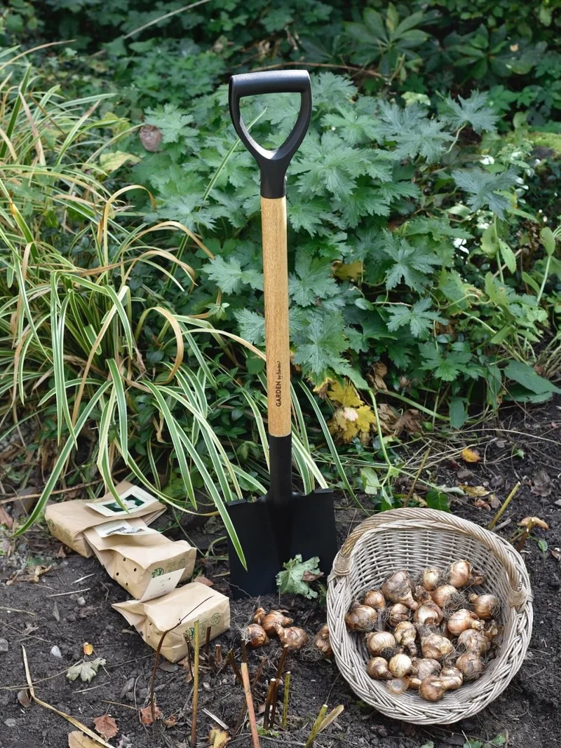 Pointed garden spade Deluxe