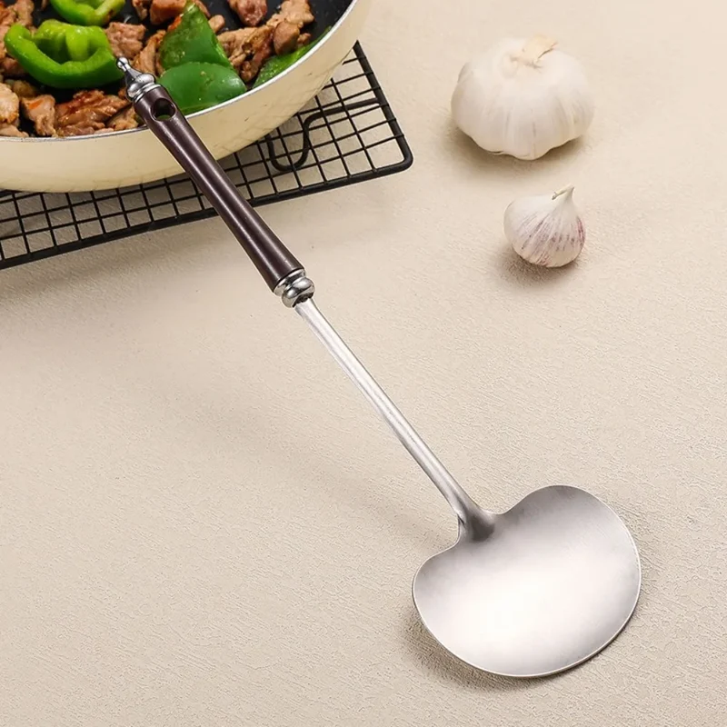 Stainless Steel Wok Spatula Long Wooden Handle Kitchen Utensils Chef-specific Mushroom Shovel Kitchen Accessories Essentials
